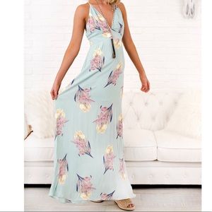 Shop hopes dress